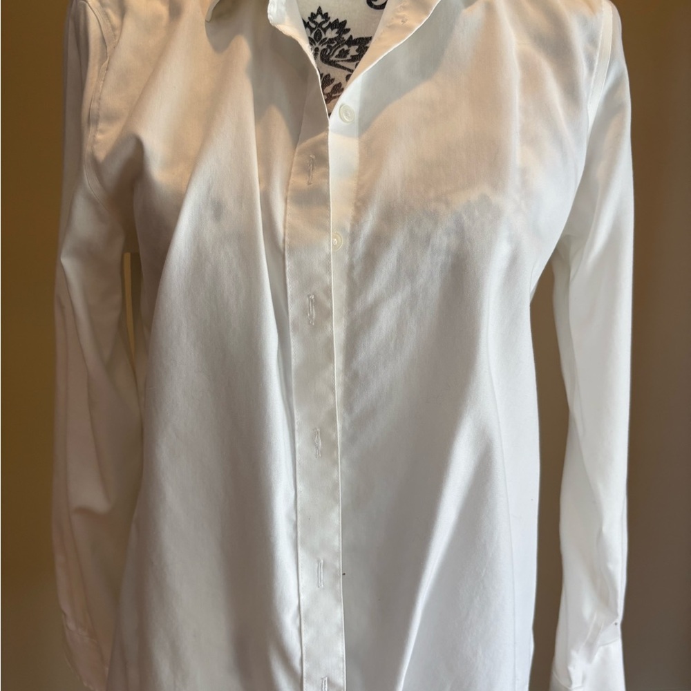 Jones New York White and Black Patterned Blouse